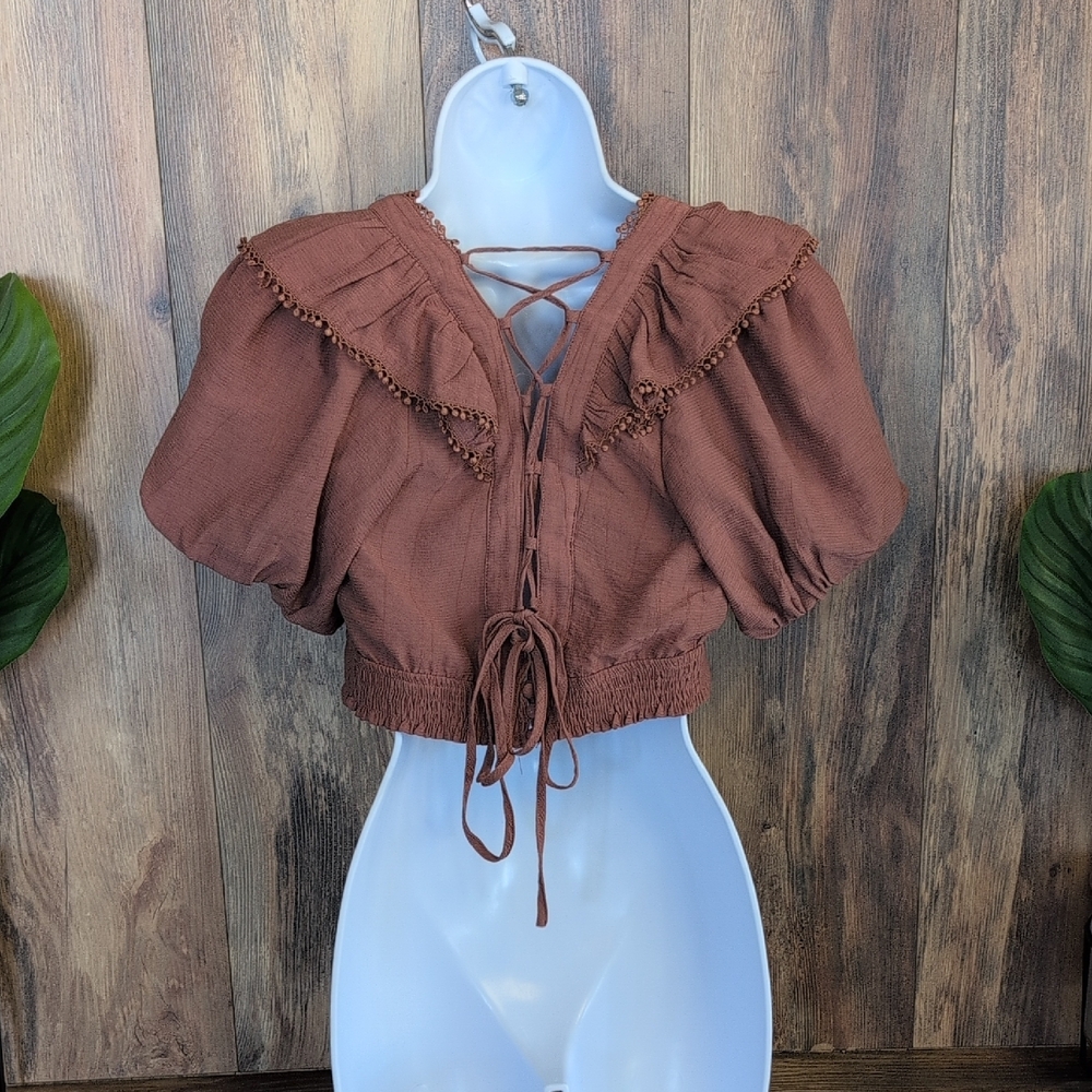 DO+BE Elegant Brown Ruffle Boutique Crop Top NWT S             R265 - Picture 4 of 7